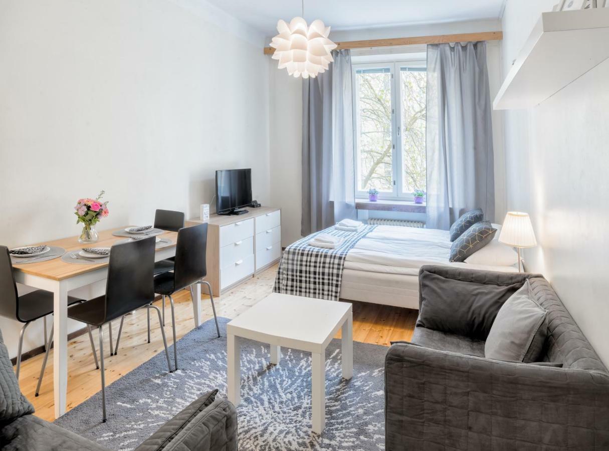Kotimaailma - Runeberginkatu 17 * Helsinki
